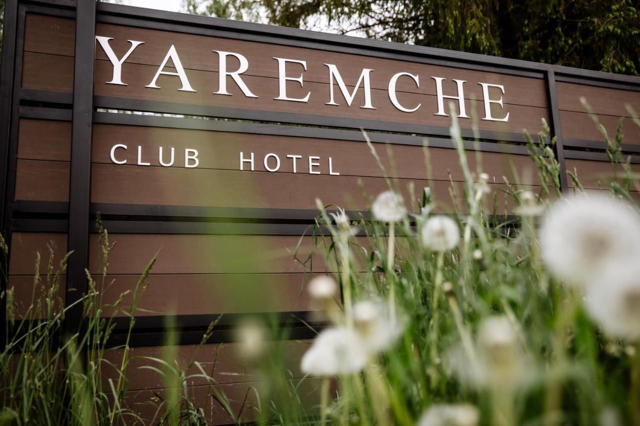 Yaremche Club Hotel ภายนอก รูปภาพ
