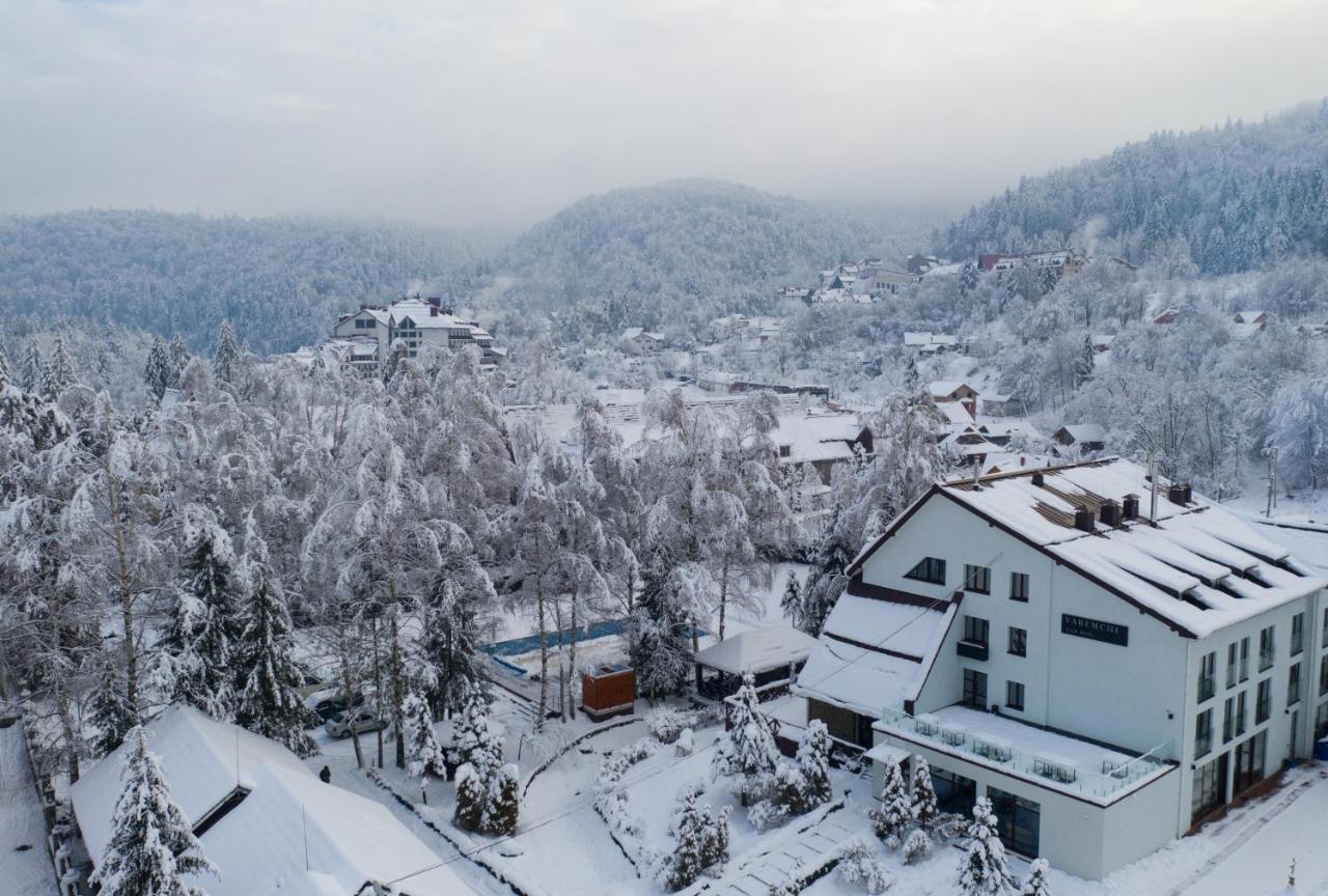 Yaremche Club Hotel ภายนอก รูปภาพ