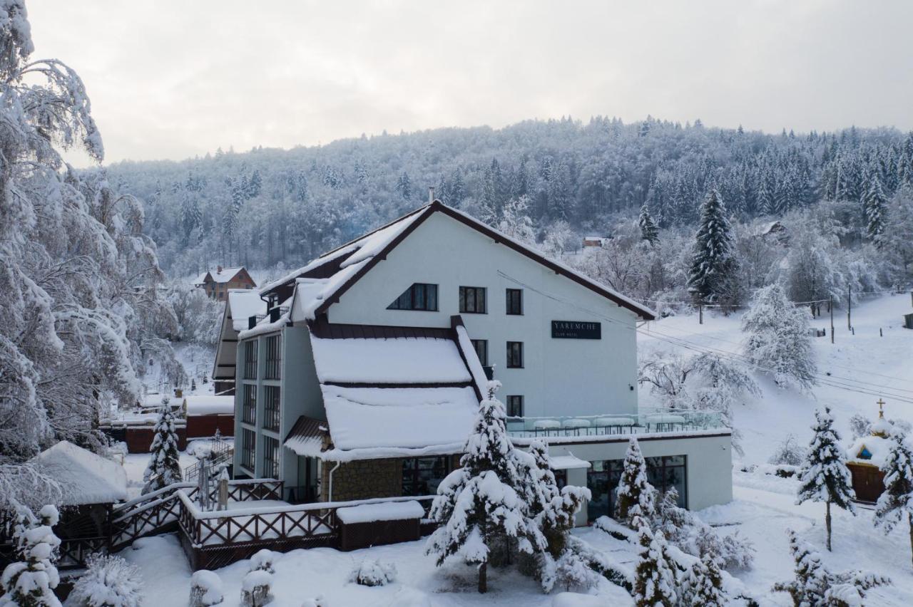 Yaremche Club Hotel ภายนอก รูปภาพ