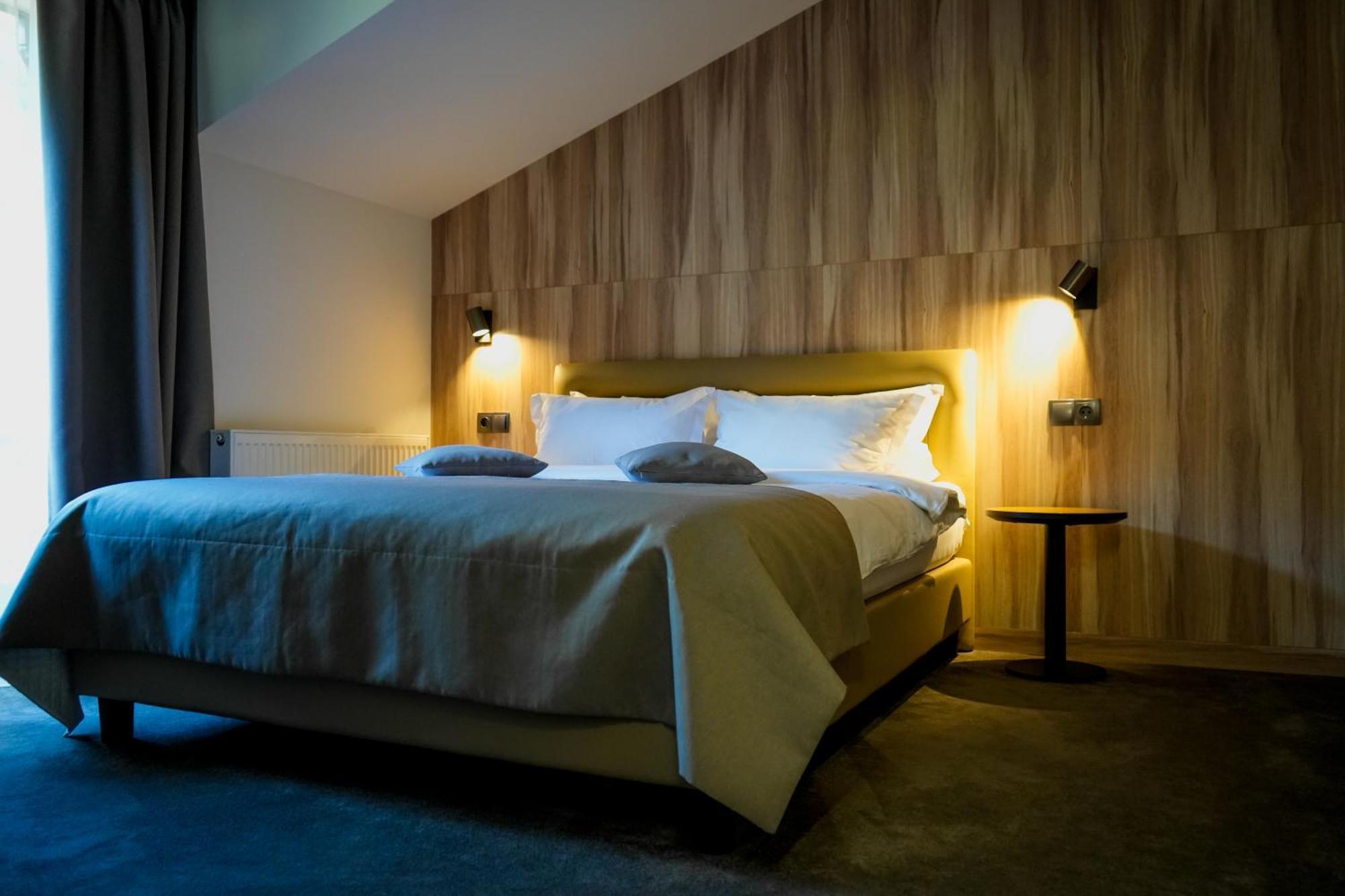 Yaremche Club Hotel ภายนอก รูปภาพ
